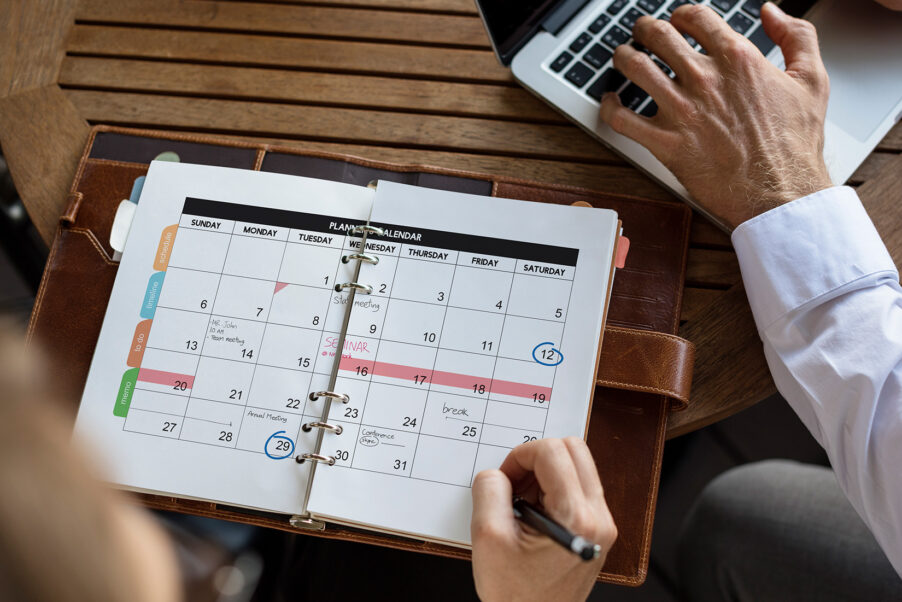 calendar personalizat calendar personalizat